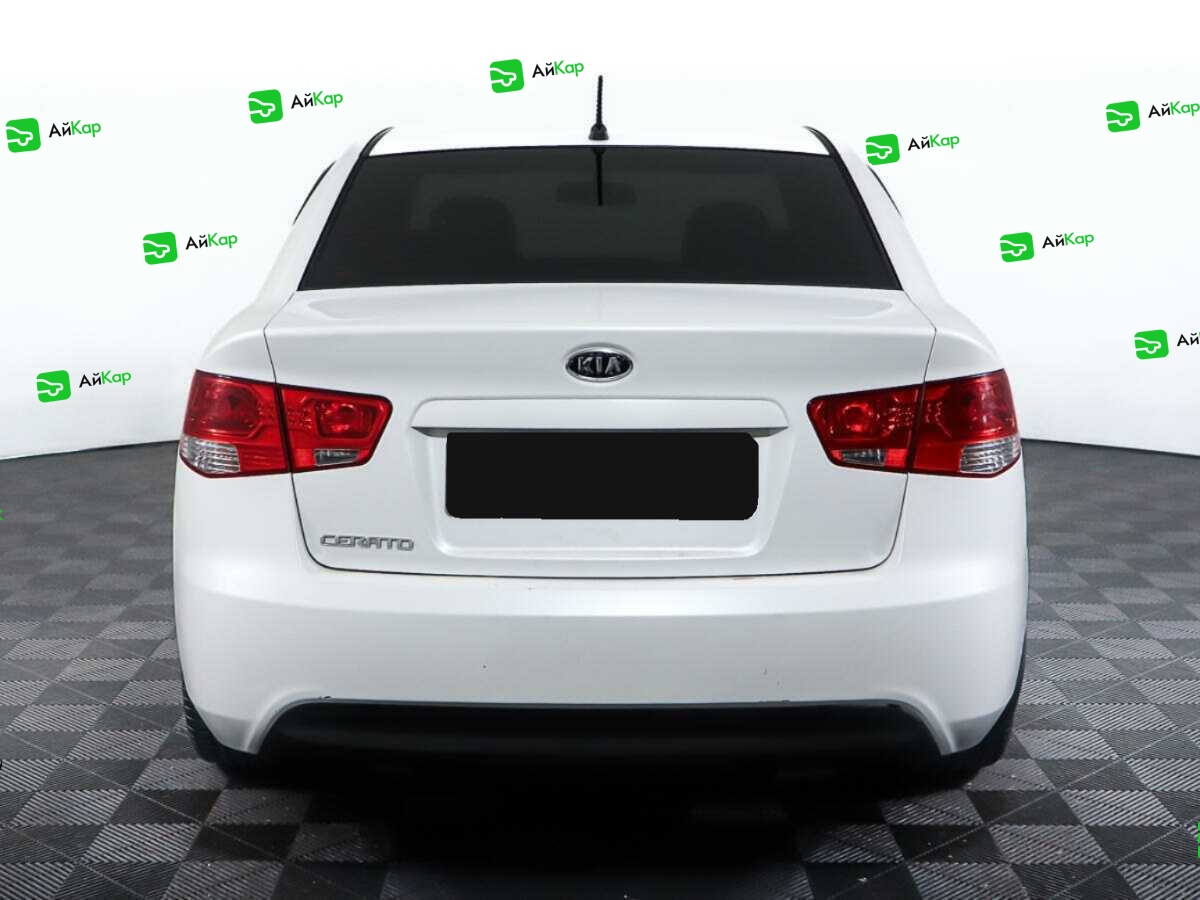 Kia Cerato с пробегом — 2012 год. Фото: #5