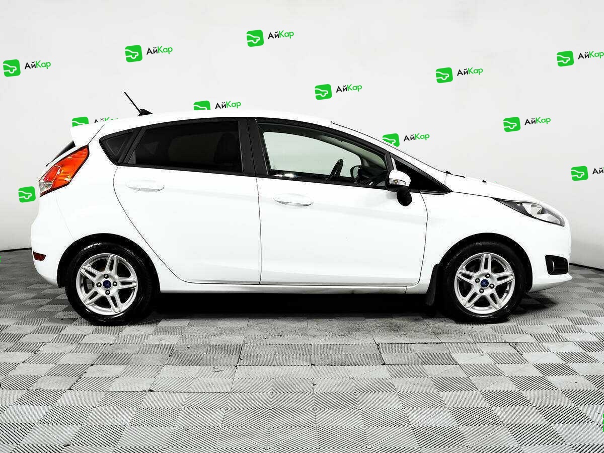 Ford Fiesta с пробегом — 2016 год. Фото: #3