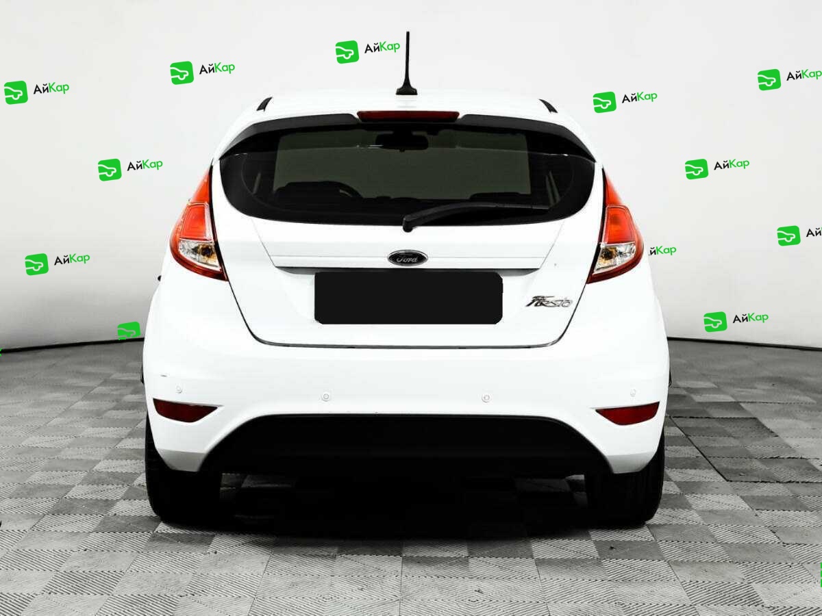 Ford Fiesta с пробегом — 2016 год. Фото: #5