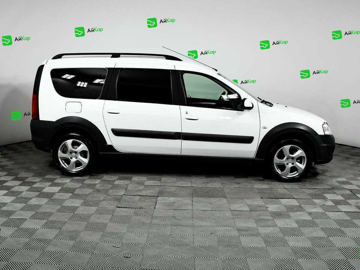 Lada (ВАЗ) Largus с пробегом — 2018 год. Фото: #3