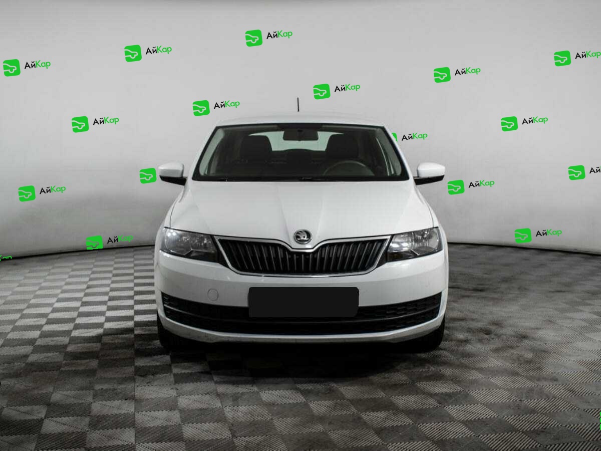 Skoda Rapid с пробегом — 2014 год. Фото: #1