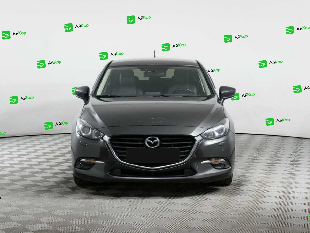 Mazda 3 с пробегом — 2018 год. Фото: #1