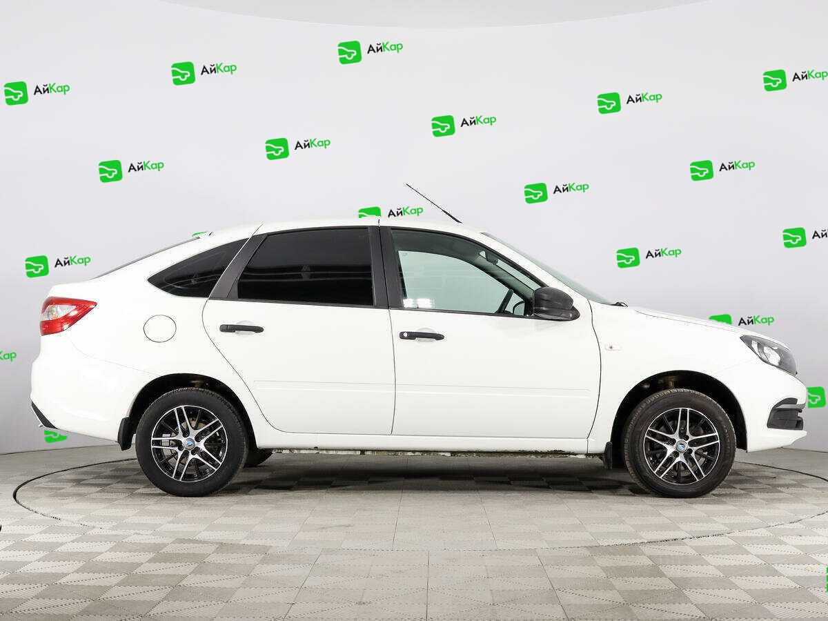 Lada (ВАЗ) Granta с пробегом — 2019 год. Фото: #3