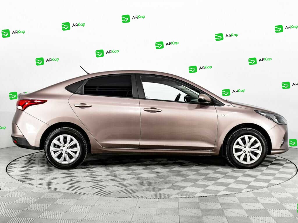 Hyundai Solaris с пробегом — 2020 год. Фото: #3