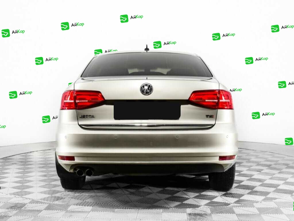 Volkswagen Jetta с пробегом — 2016 год. Фото: #5