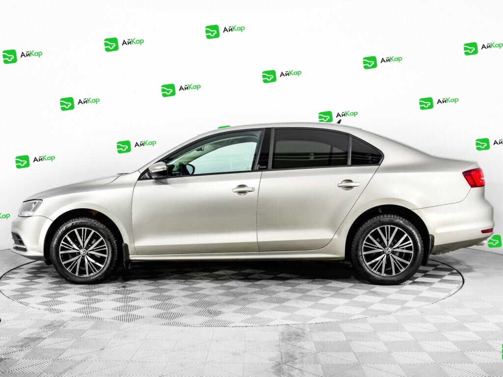 Volkswagen Jetta с пробегом — 2016 год. Фото: #7