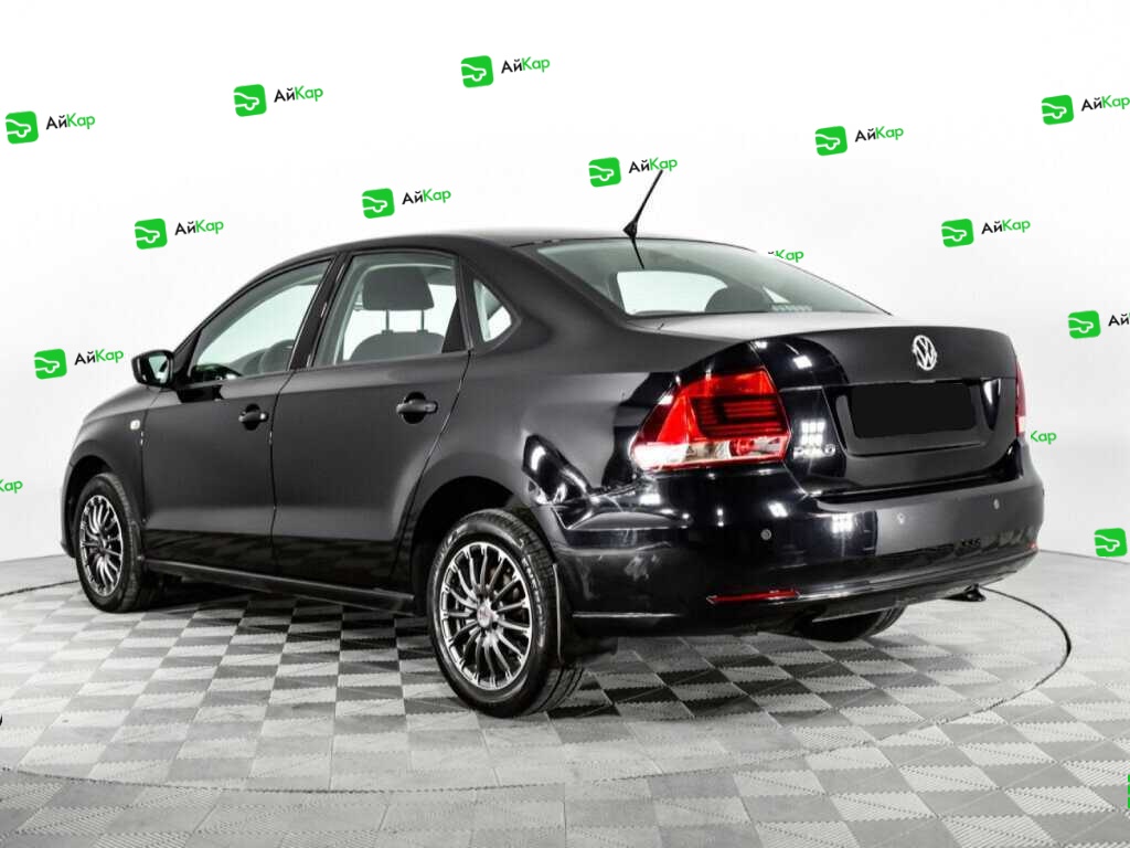 Volkswagen Polo с пробегом — 2015 год. Фото: #6