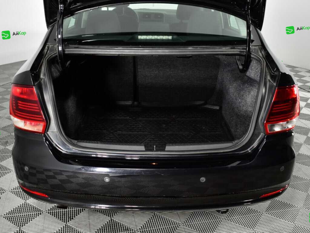 Volkswagen Polo с пробегом — 2015 год. Фото: #13