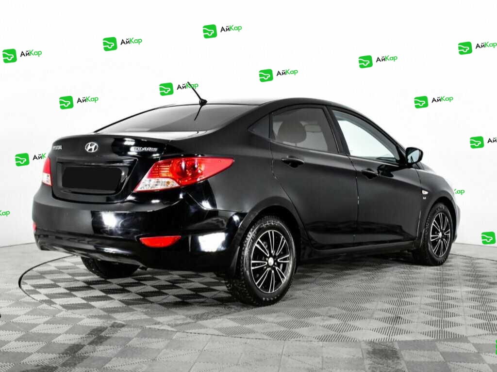 Hyundai Solaris с пробегом — 2012 год. Фото: #4