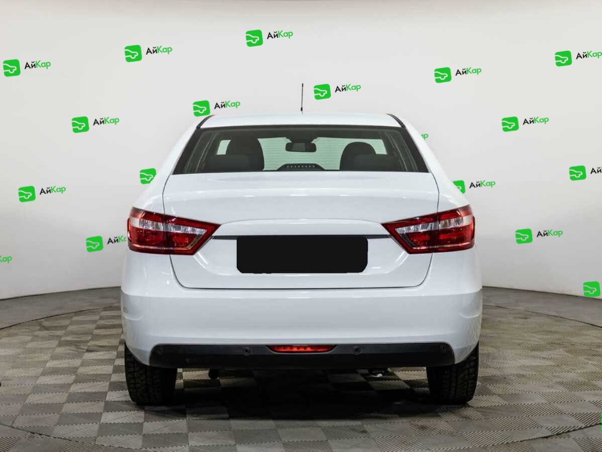 Lada (ВАЗ) Vesta с пробегом — 2022 год. Фото: #4