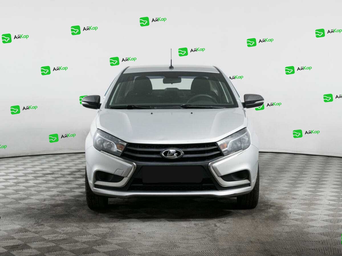 Lada (ВАЗ) Vesta с пробегом — 2017 год. Фото: #1