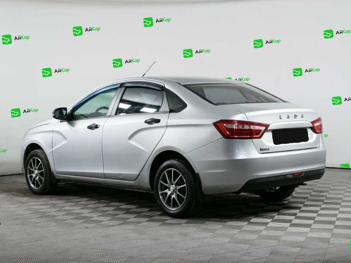 Lada (ВАЗ) Vesta с пробегом — 2017 год. Фото: #6