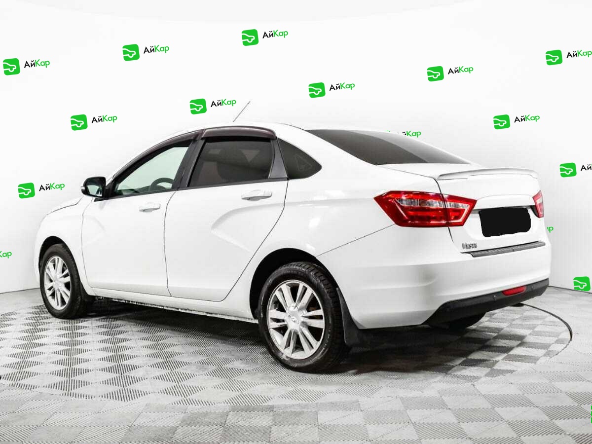 Lada (ВАЗ) Vesta с пробегом — 2016 год. Фото: #5