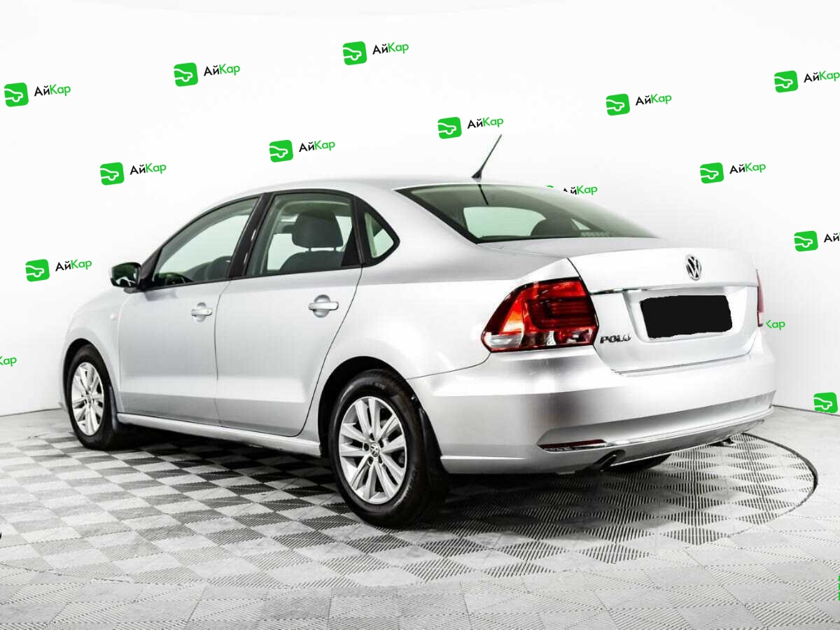 Volkswagen Polo с пробегом — 2016 год. Фото: #6