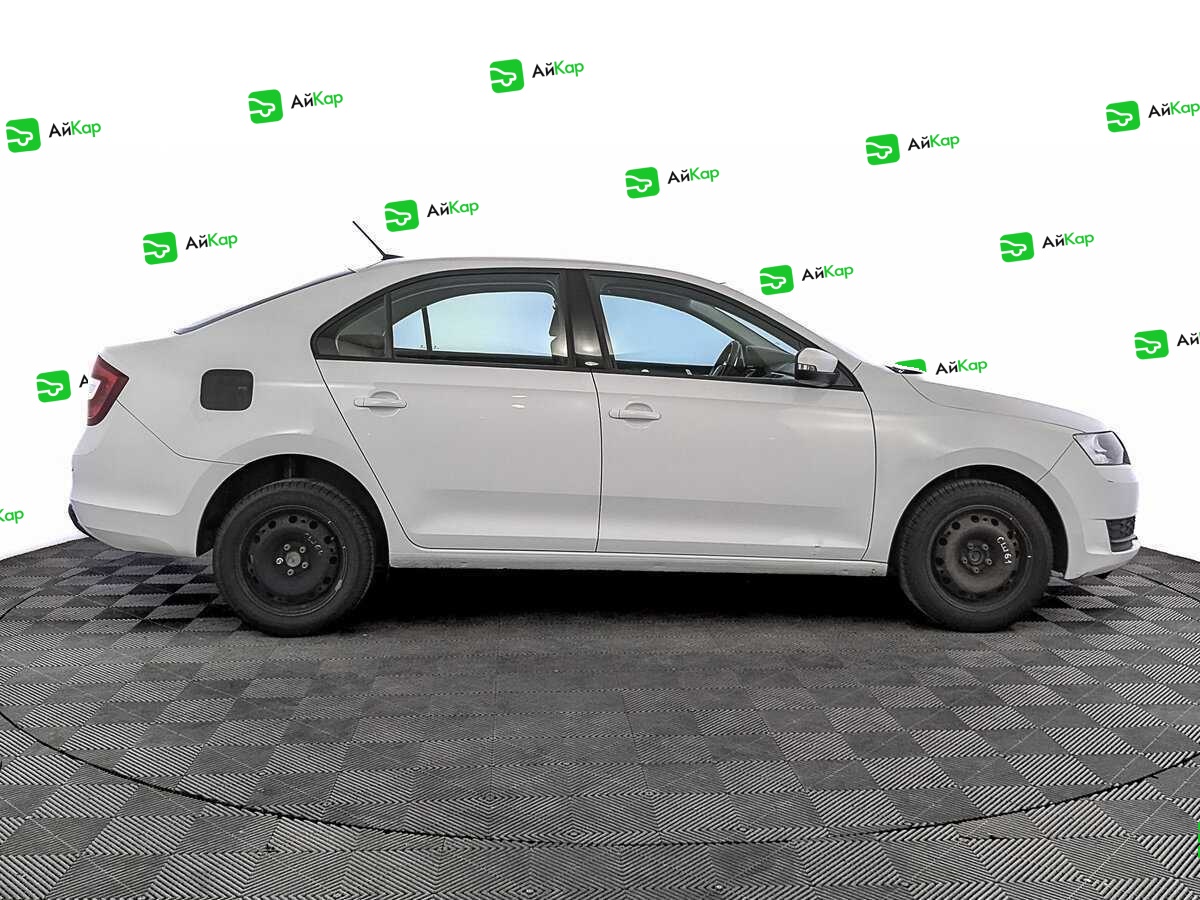 Skoda Rapid с пробегом — 2019 год. Фото: #3