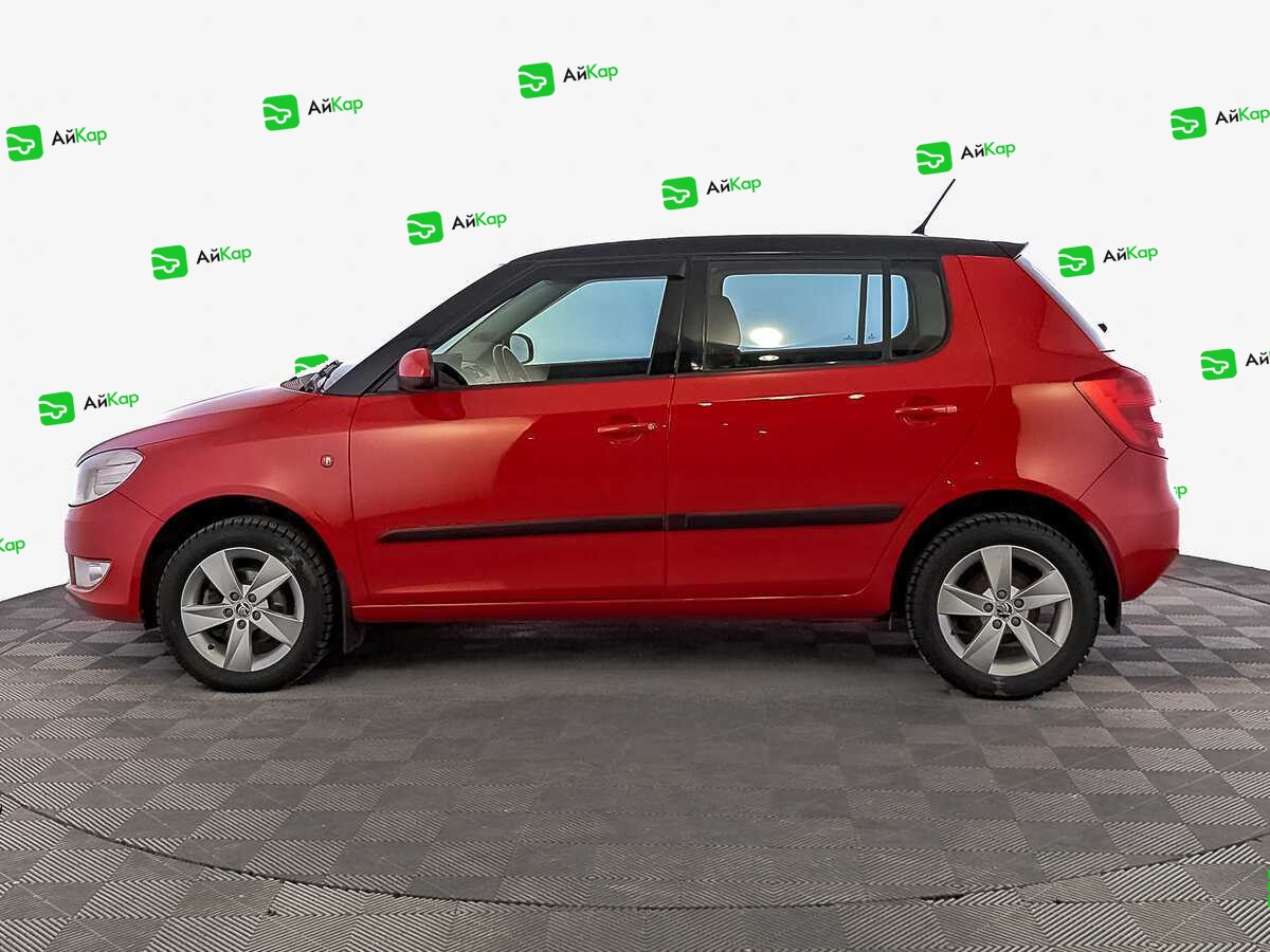 Skoda Fabia с пробегом — 2013 год. Фото: #7