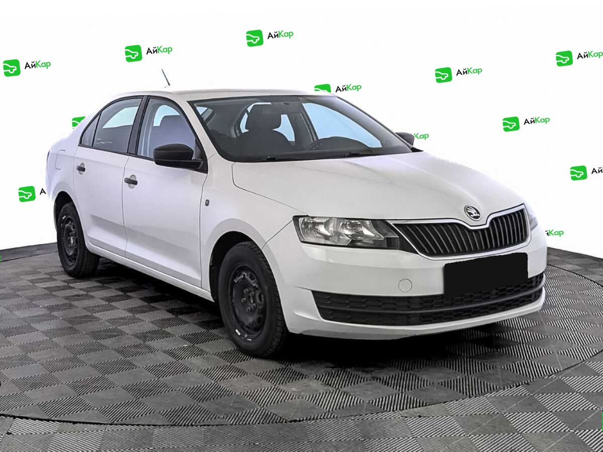 Skoda Rapid с пробегом — 2017 год. Фото: #2