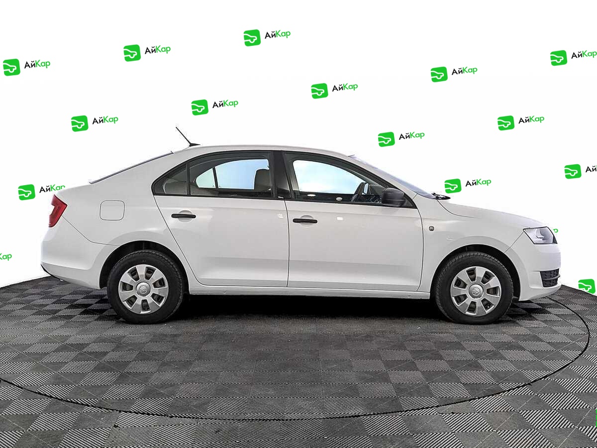 Skoda Rapid с пробегом — 2017 год. Фото: #3