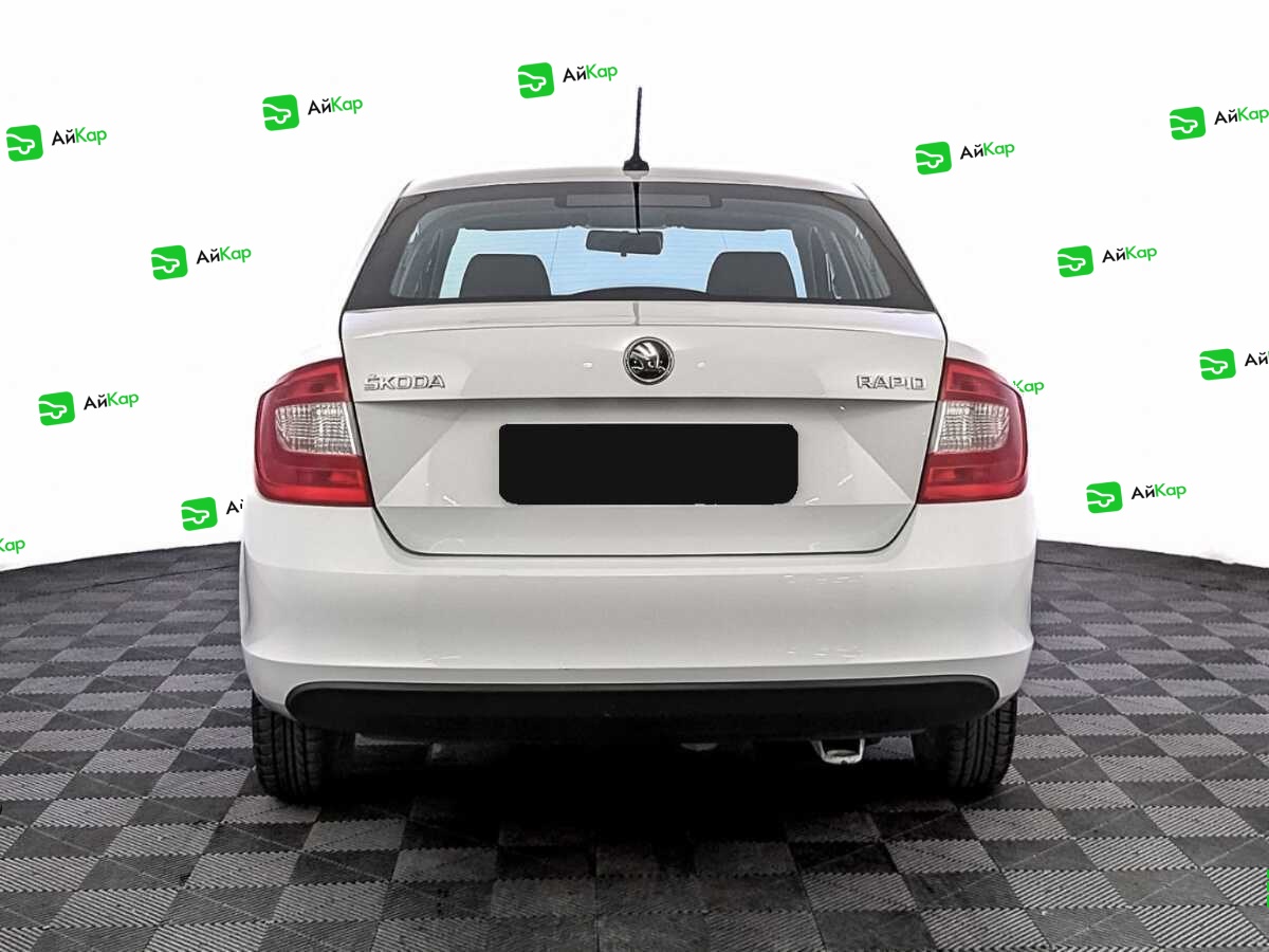 Skoda Rapid с пробегом — 2017 год. Фото: #5