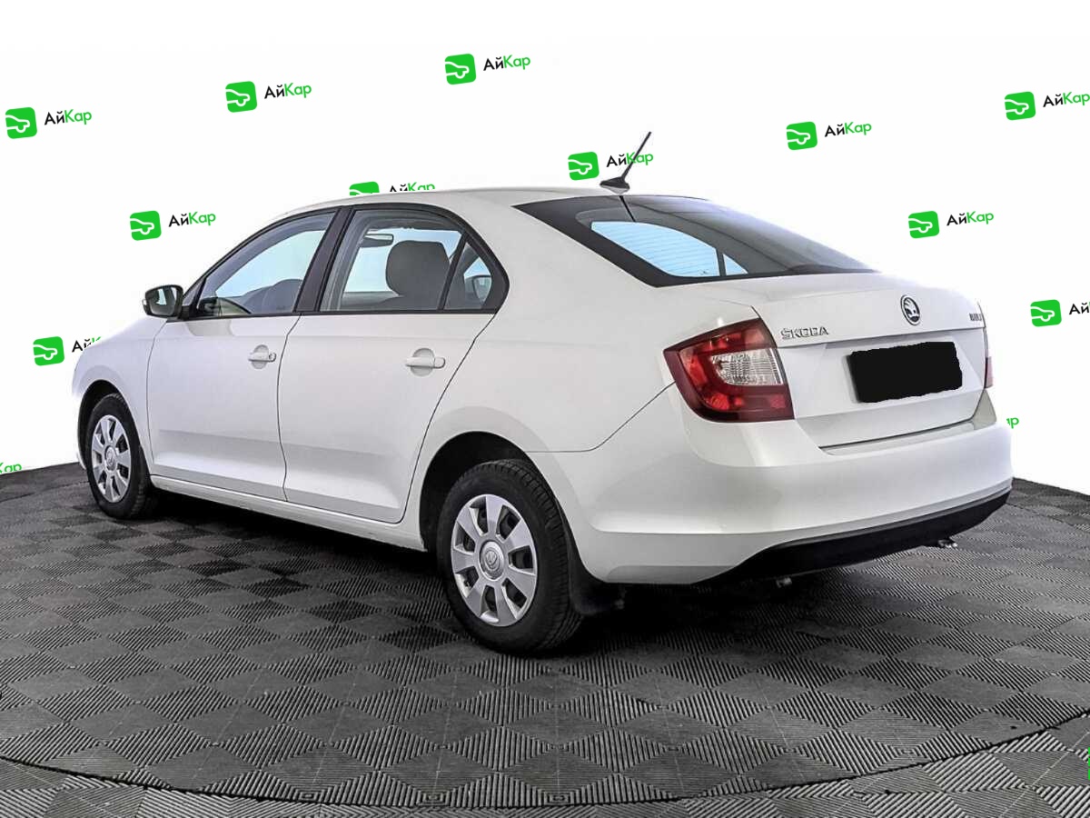 Skoda Rapid с пробегом — 2019 год. Фото: #6