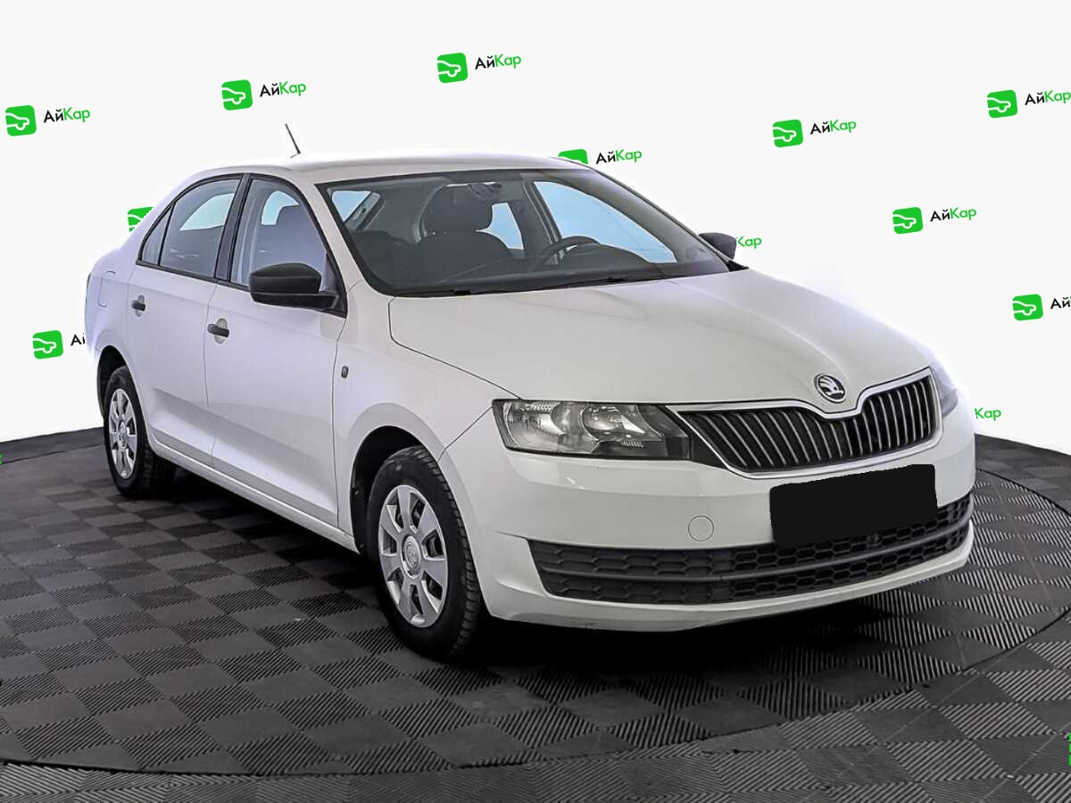 Skoda Rapid с пробегом — 2017 год. Фото: #2