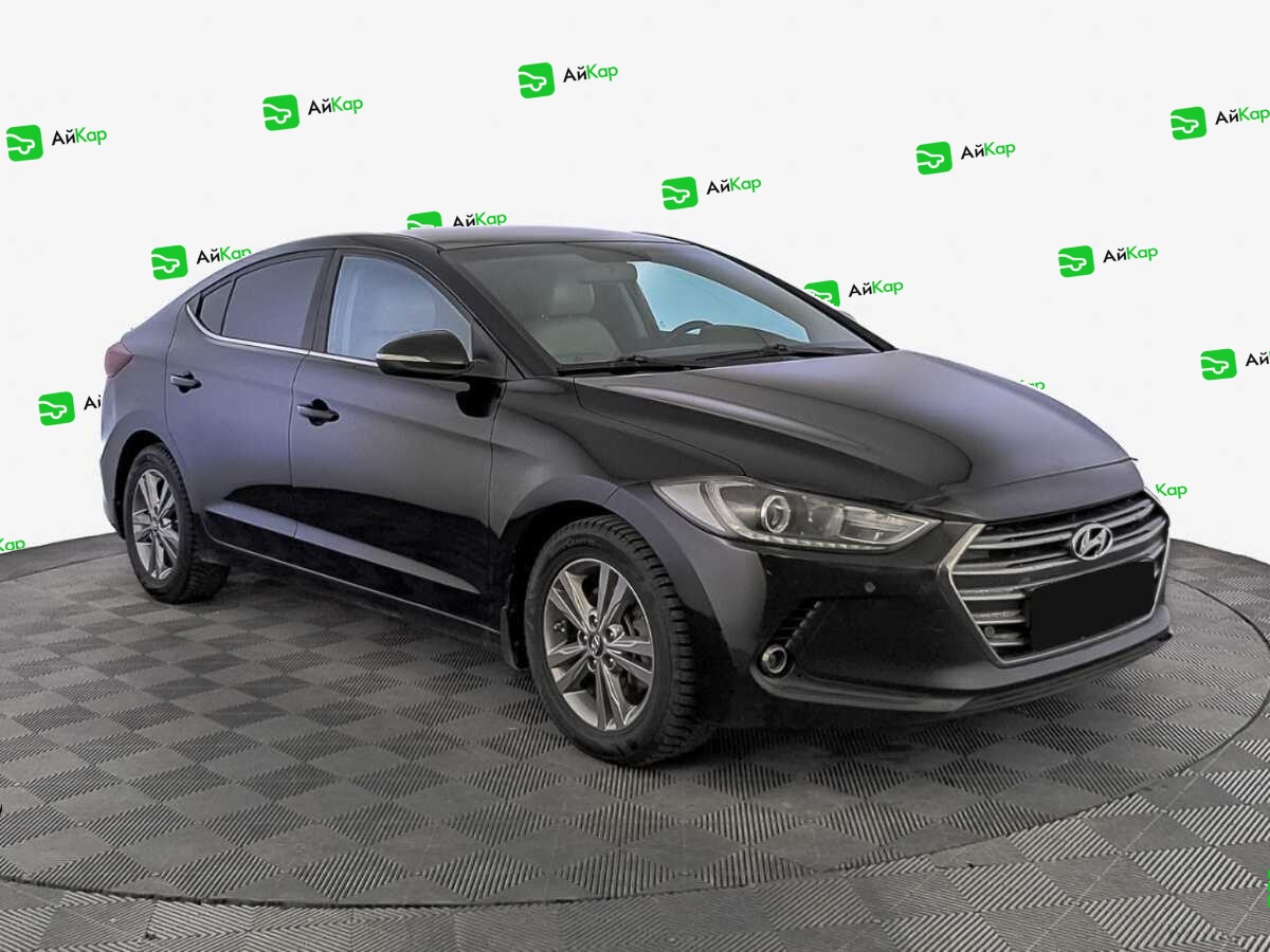 Hyundai Elantra с пробегом — 2017 год. Фото: #2