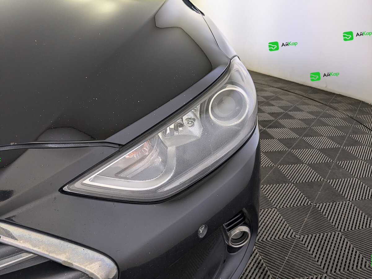 Hyundai Elantra с пробегом — 2017 год. Фото: #10