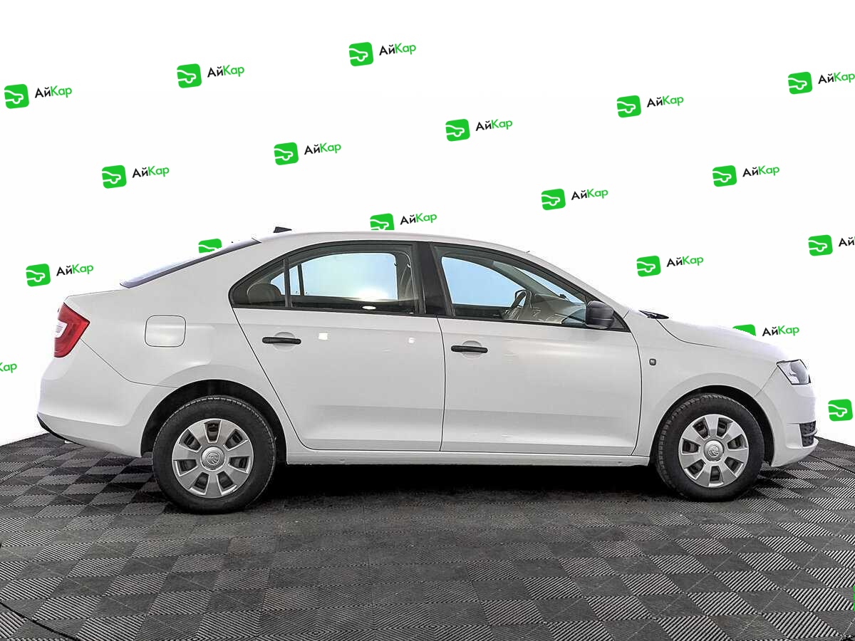 Skoda Rapid с пробегом — 2017 год. Фото: #3
