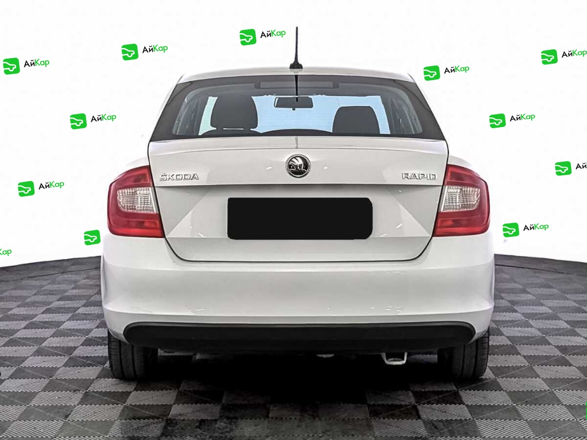 Skoda Rapid с пробегом — 2017 год. Фото: #5