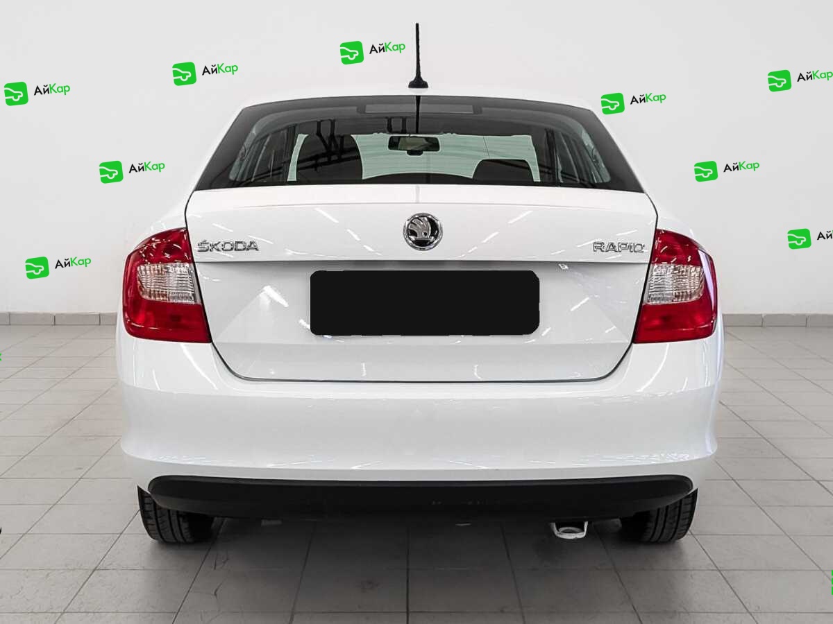 Skoda Rapid с пробегом — 2017 год. Фото: #5