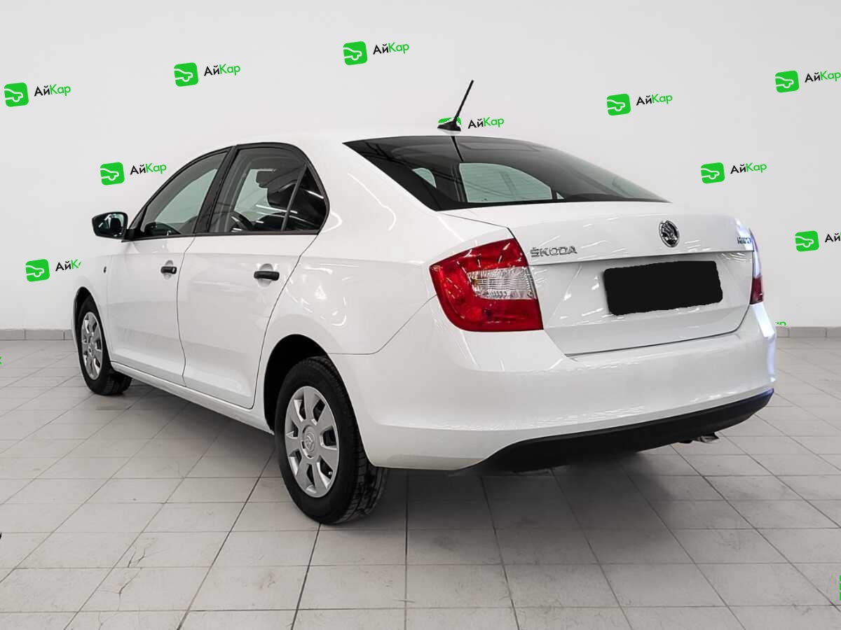 Skoda Rapid с пробегом — 2017 год. Фото: #6