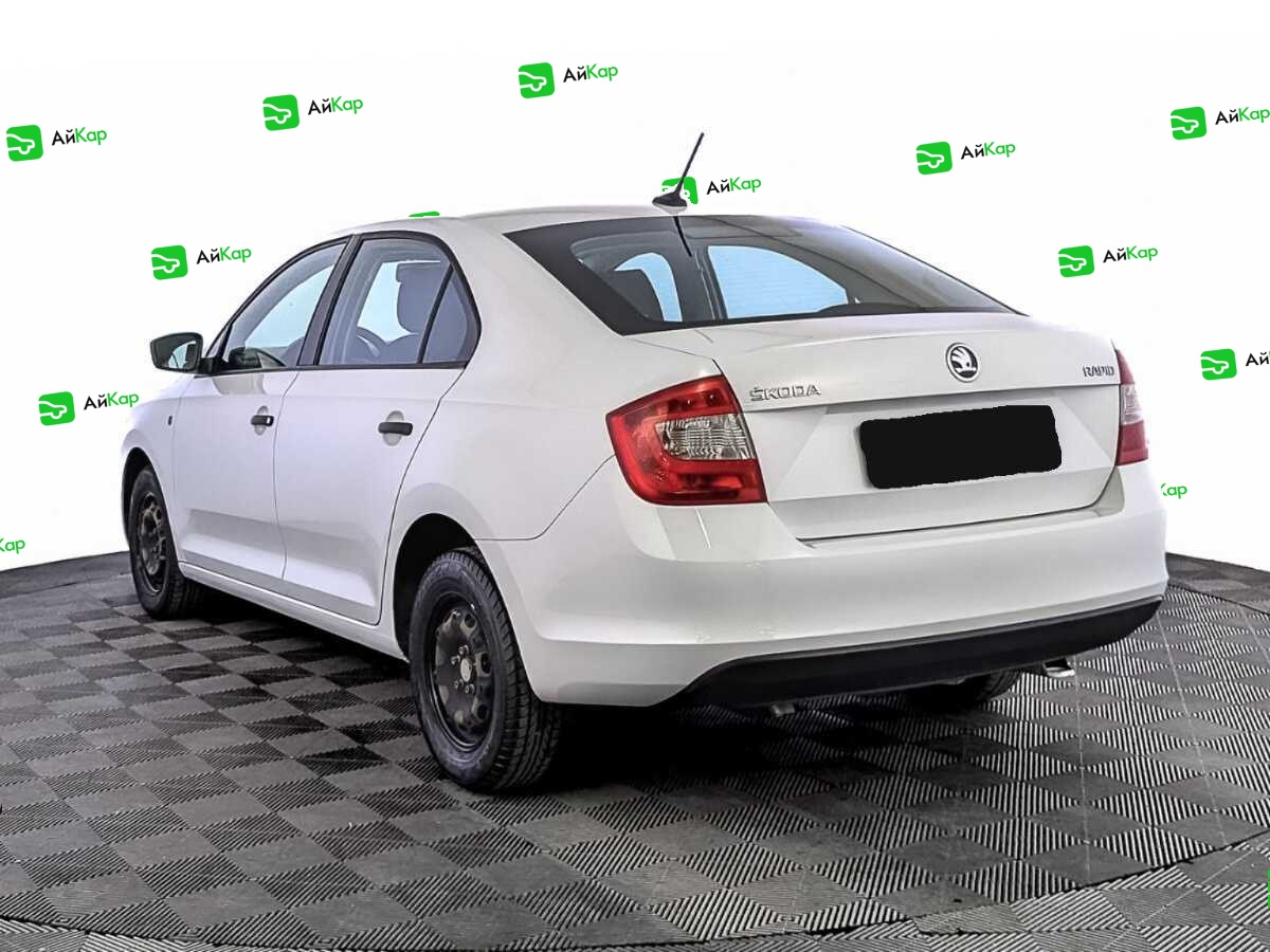Skoda Rapid с пробегом — 2017 год. Фото: #6