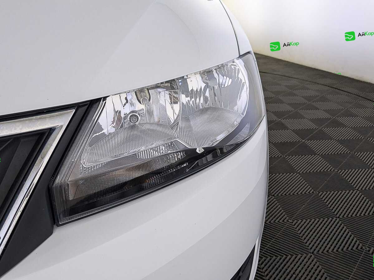 Skoda Rapid с пробегом — 2017 год. Фото: #10