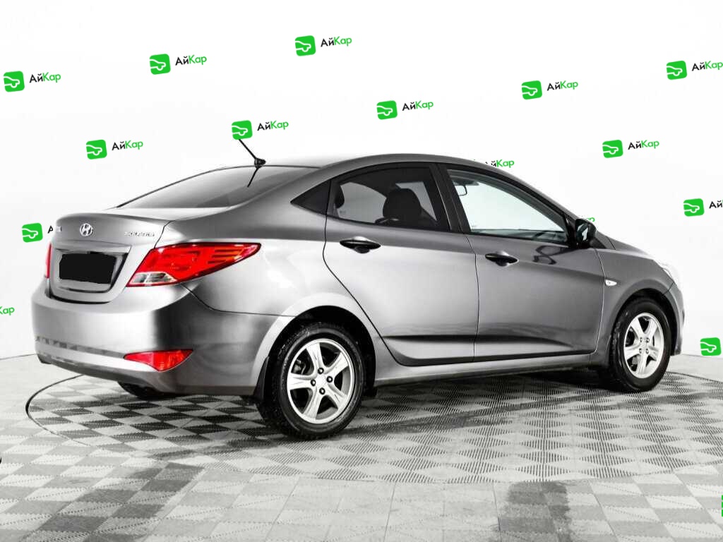 Hyundai Solaris с пробегом — 2014 год. Фото: #4