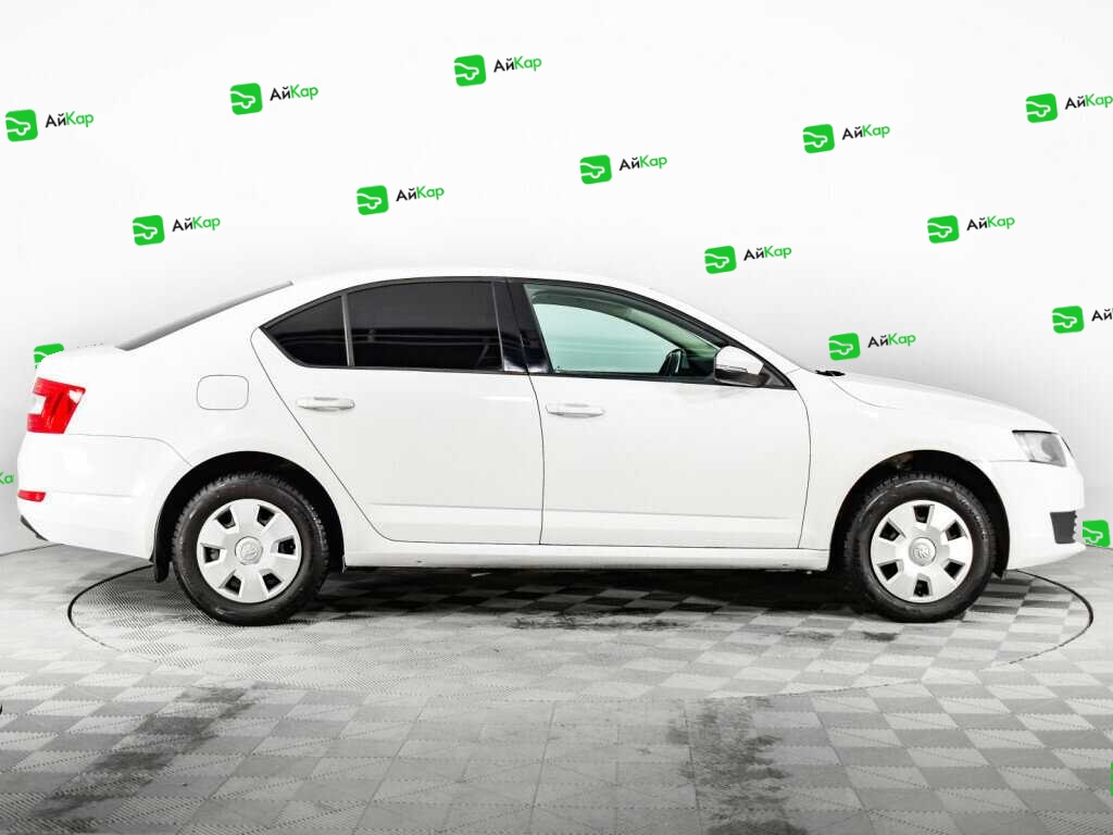 Skoda Octavia с пробегом — 2014 год. Фото: #3