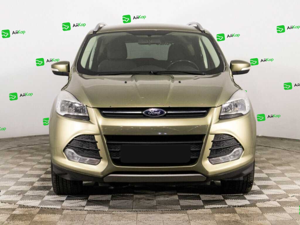 Ford Kuga с пробегом — 2014 год. Фото: #1