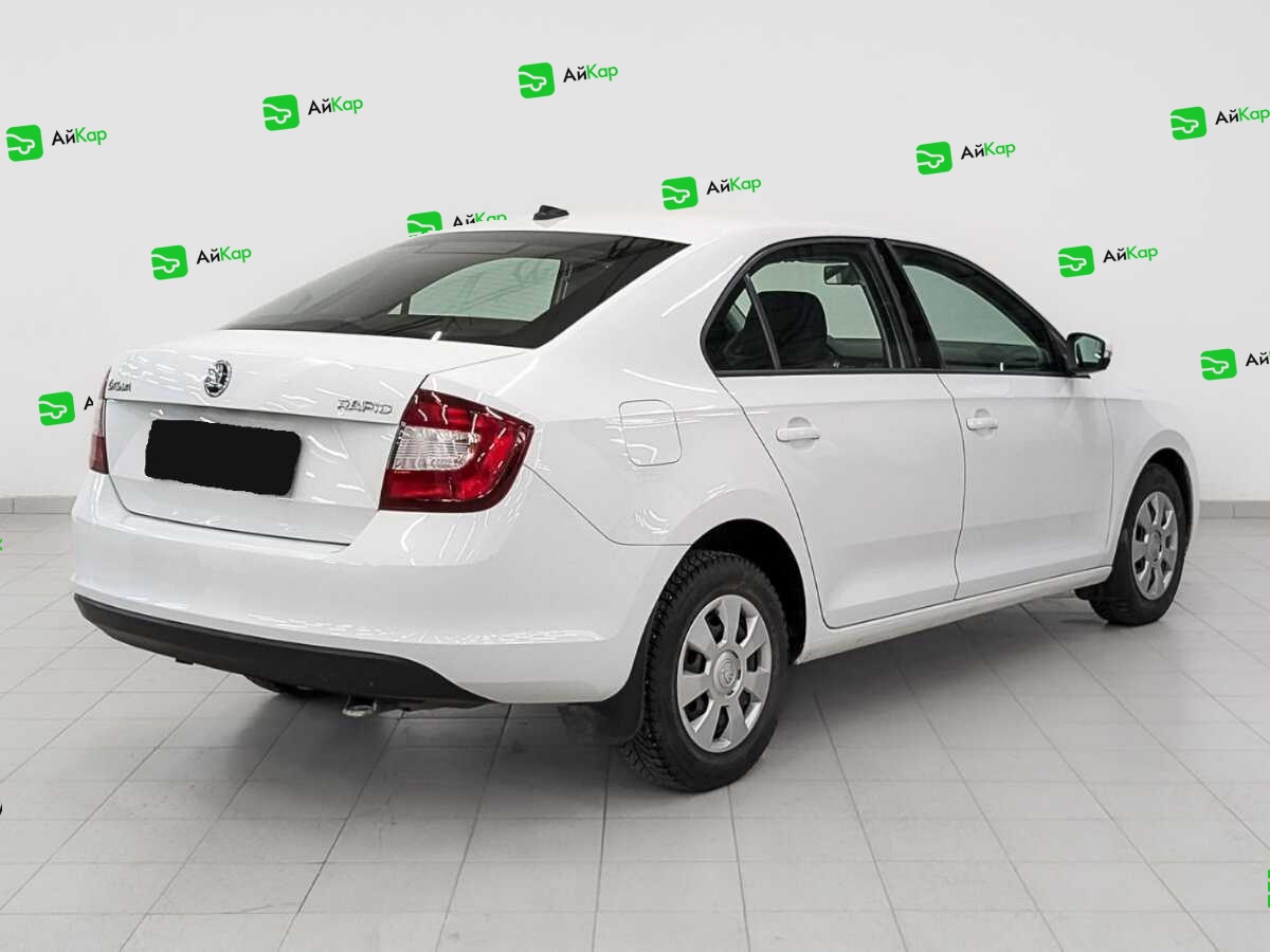 Skoda Rapid с пробегом — 2017 год. Фото: #4