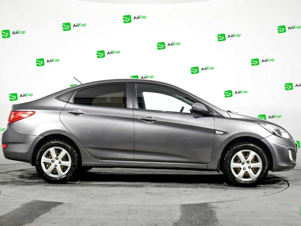 Hyundai Solaris с пробегом — 2014 год. Фото: #3