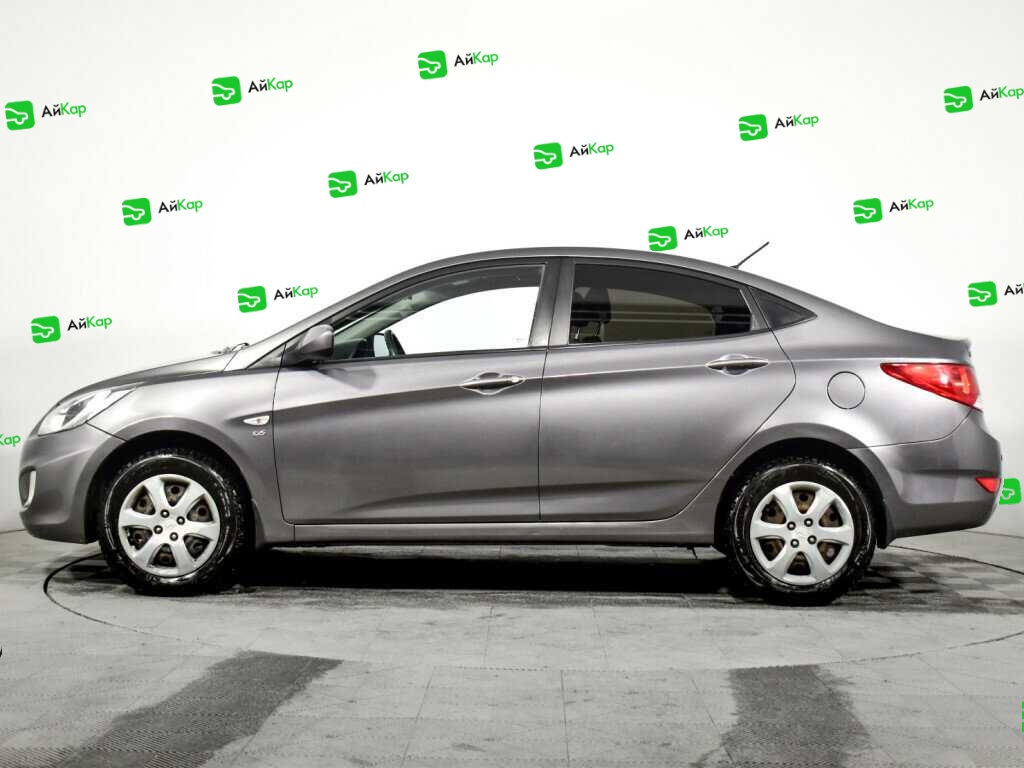 Hyundai Solaris с пробегом — 2014 год. Фото: #7