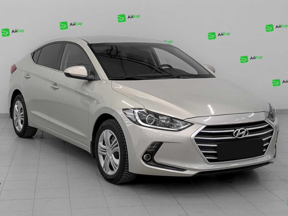 Hyundai Elantra с пробегом — 2017 год. Фото: #2