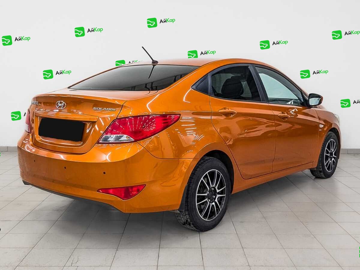 Hyundai Solaris с пробегом — 2015 год. Фото: #4