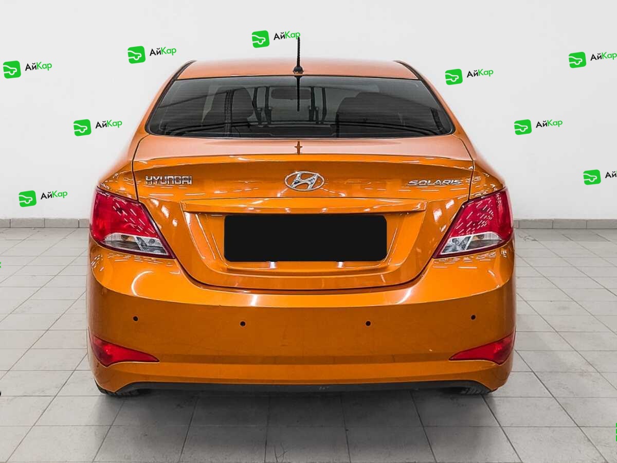 Hyundai Solaris с пробегом — 2015 год. Фото: #5