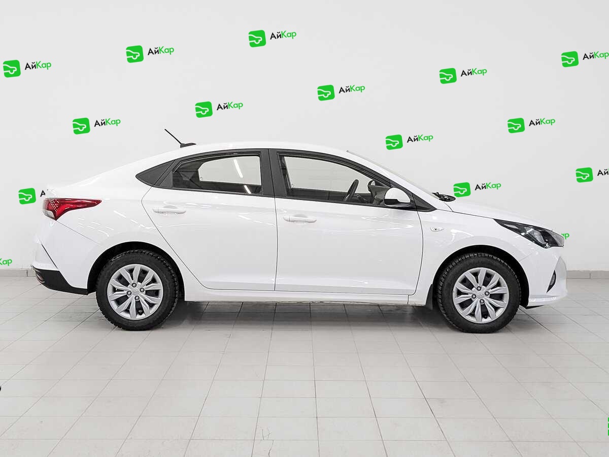 Hyundai Solaris с пробегом — 2021 год. Фото: #3