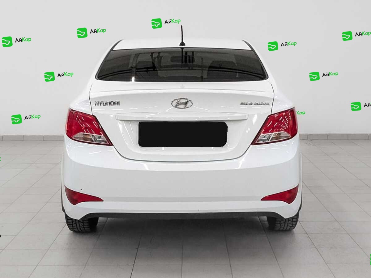 Hyundai Solaris с пробегом — 2015 год. Фото: #5