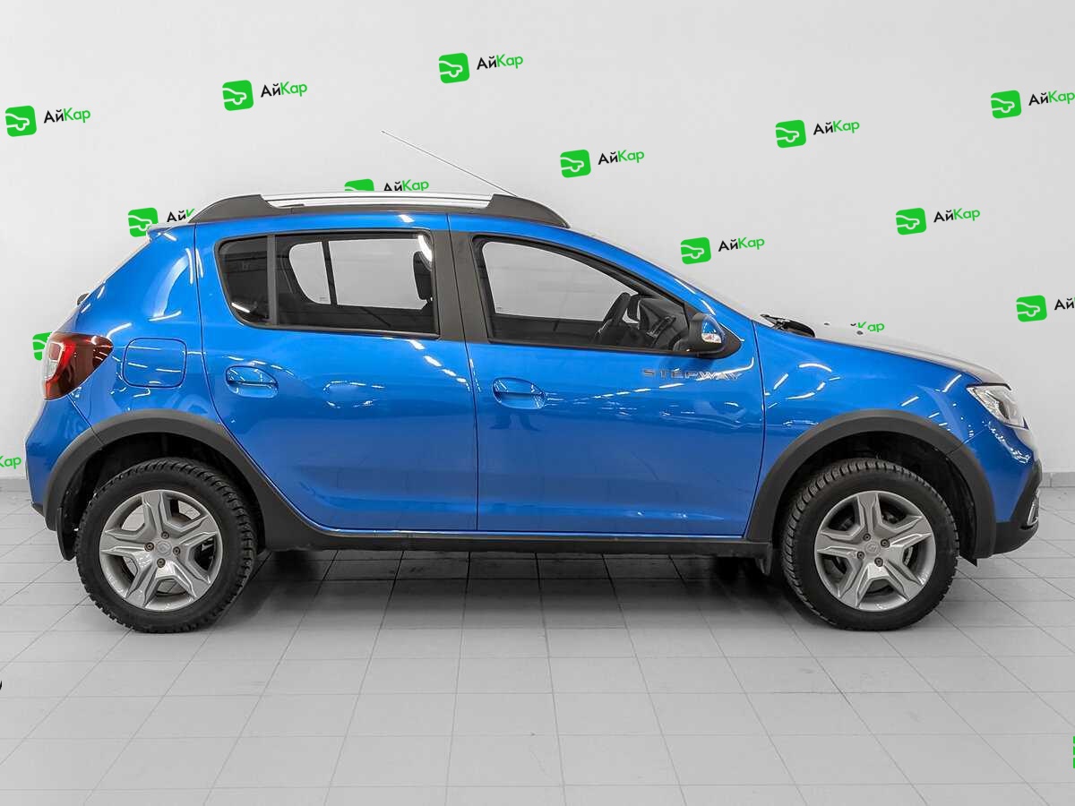 Renault Sandero с пробегом — 2021 год. Фото: #3