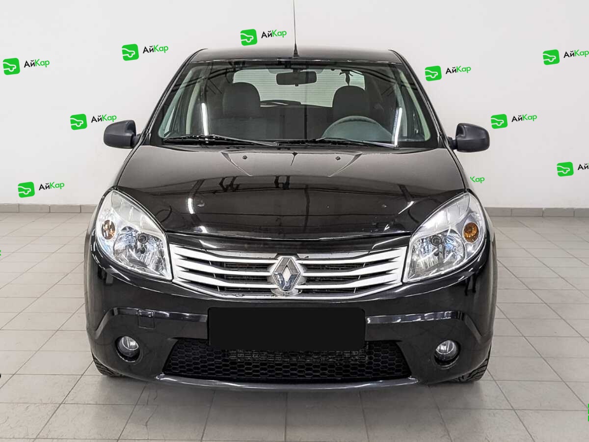 Renault Sandero с пробегом — 2012 год. Фото: #1
