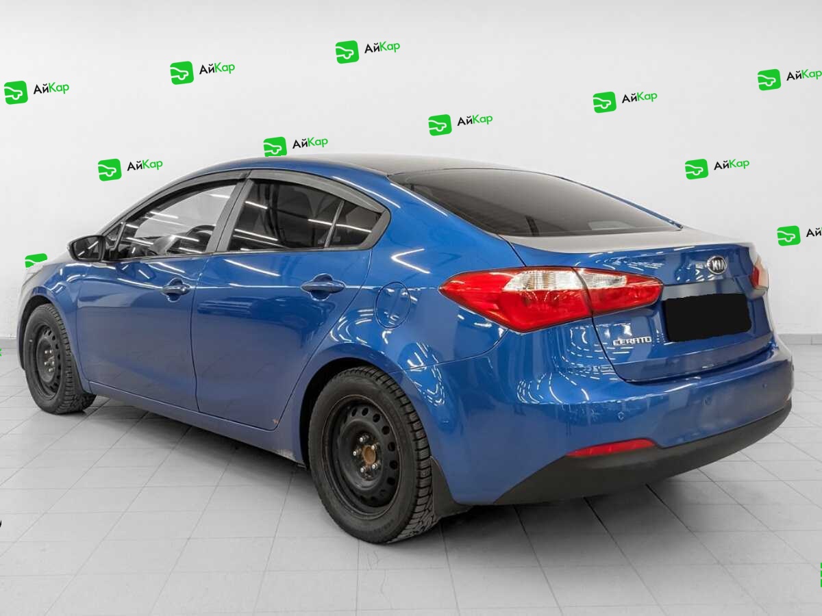 Kia Cerato с пробегом — 2013 год. Фото: #6
