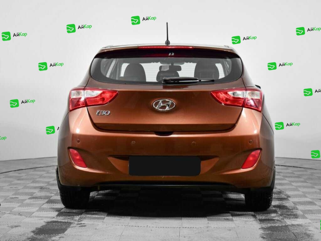 Hyundai i30 с пробегом — 2013 год. Фото: #5