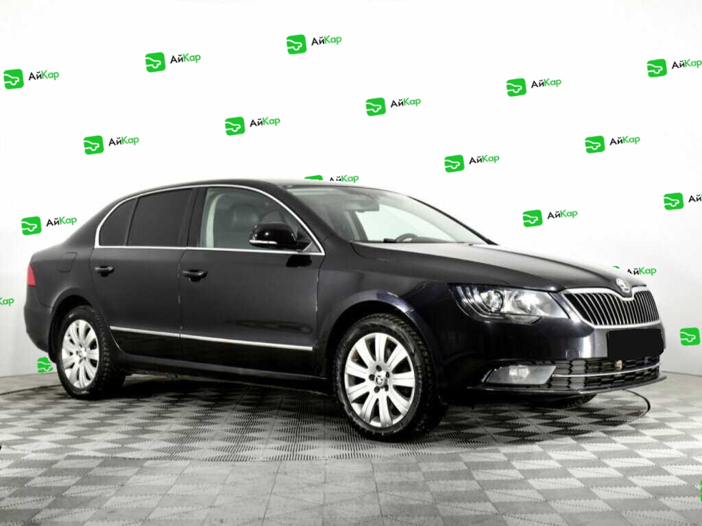 Skoda Superb с пробегом — 2013 год. Фото: #2