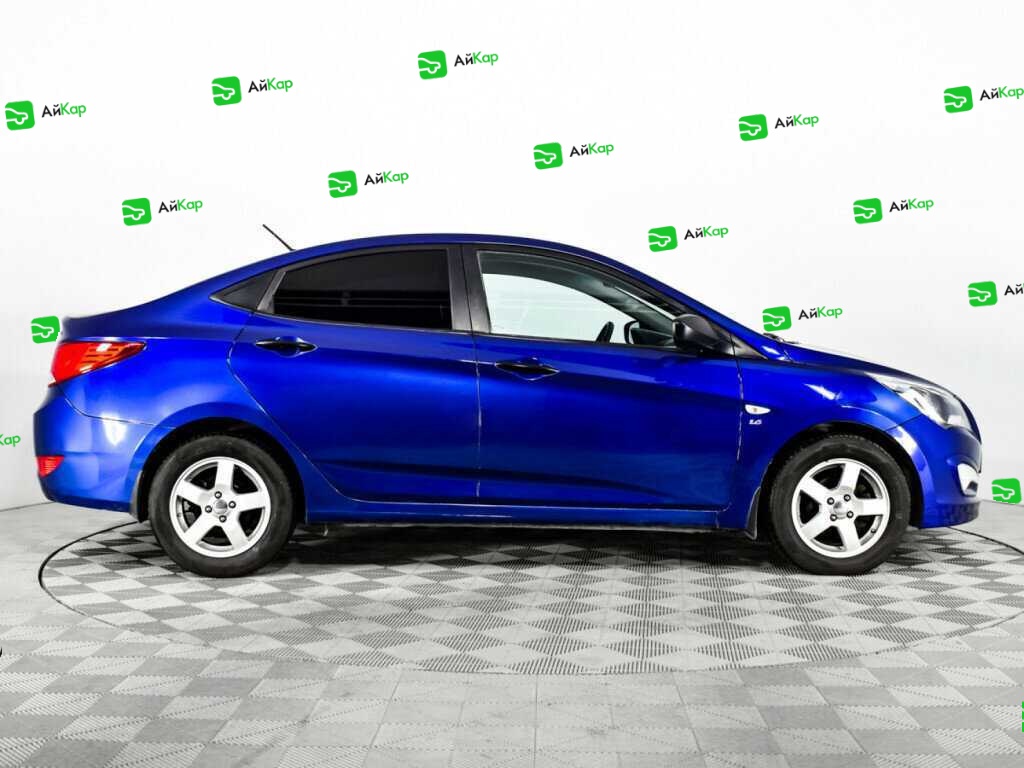 Hyundai Solaris с пробегом — 2015 год. Фото: #3